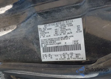 2000 Lincoln Navigator из США, поврежденный, VIN 5LMFU28A6YLJ32822